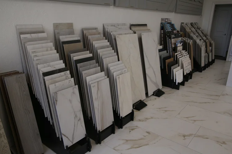 Large-format tile samples on display racks