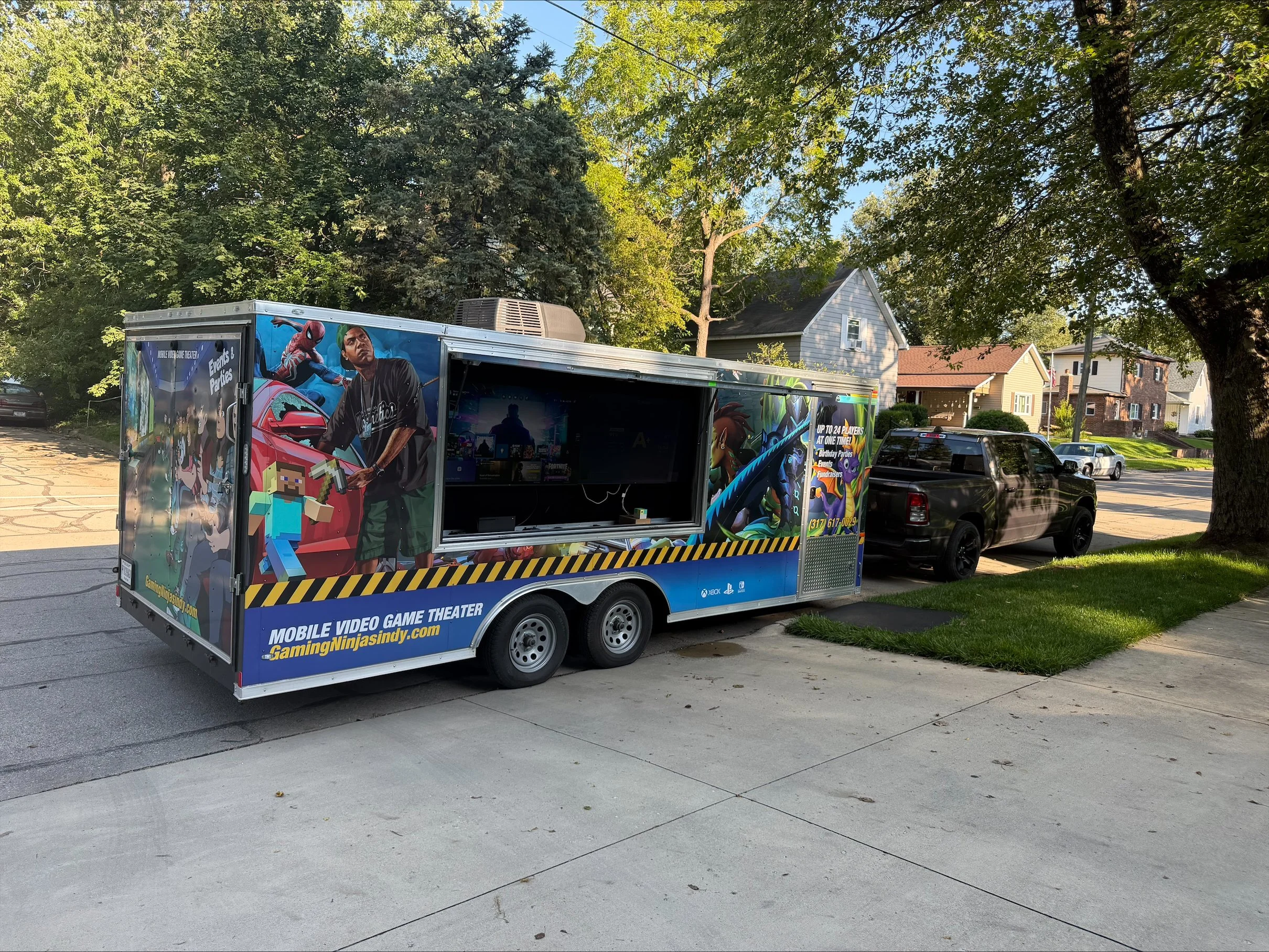 Gaming Ninjas mobile video game theater
