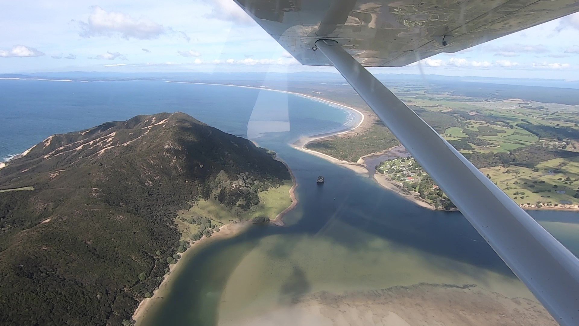 Coastal scenic flight over Northland from Kaitaia Aero Club