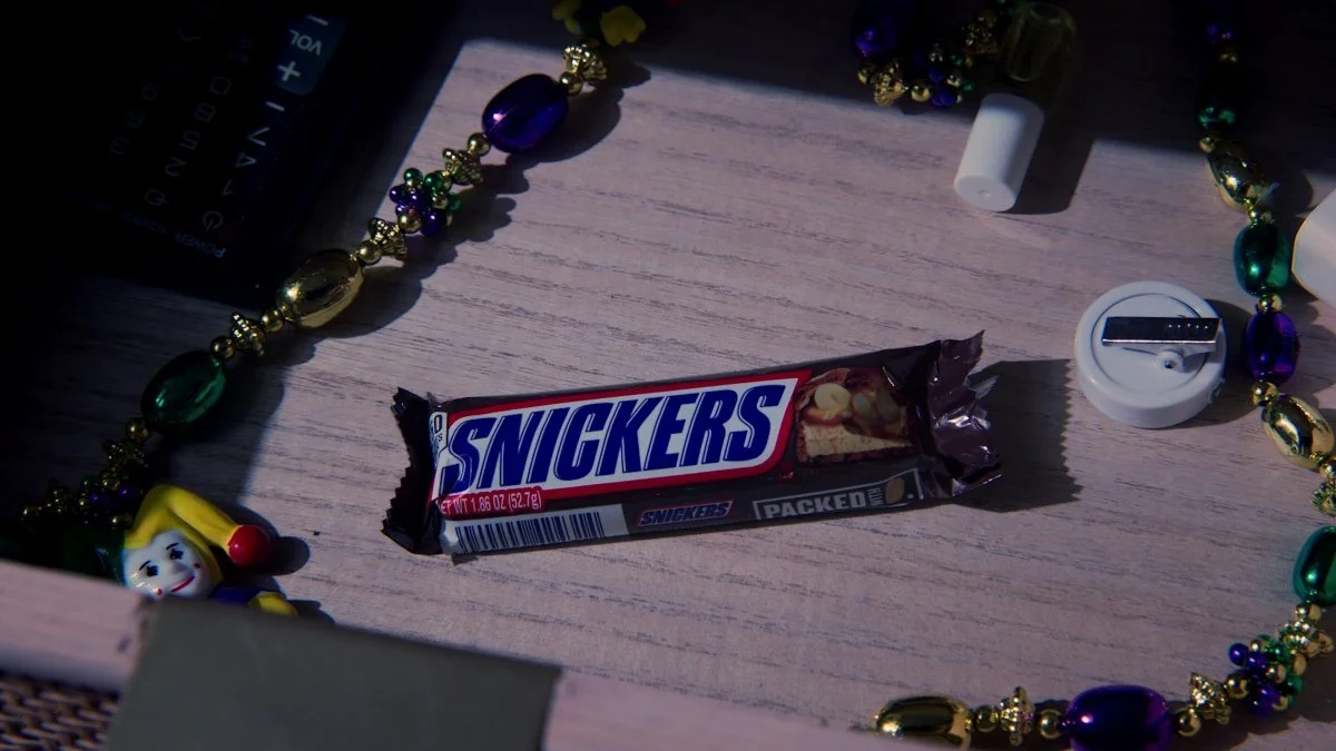 Scene from Snickers: Satisfies