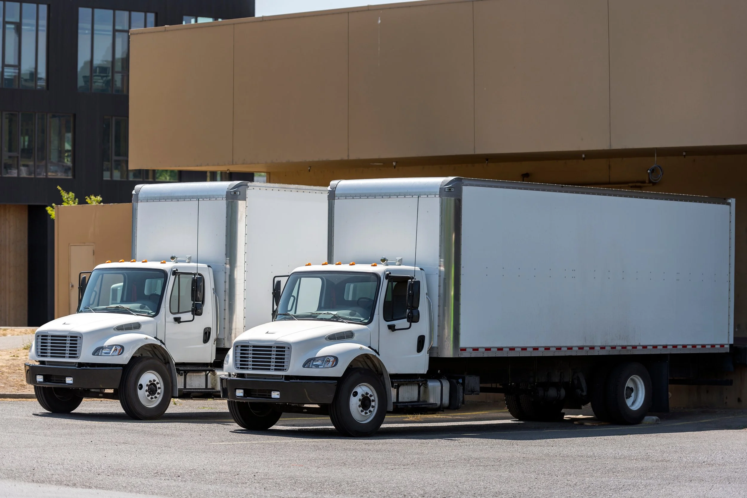 Commercial box truck