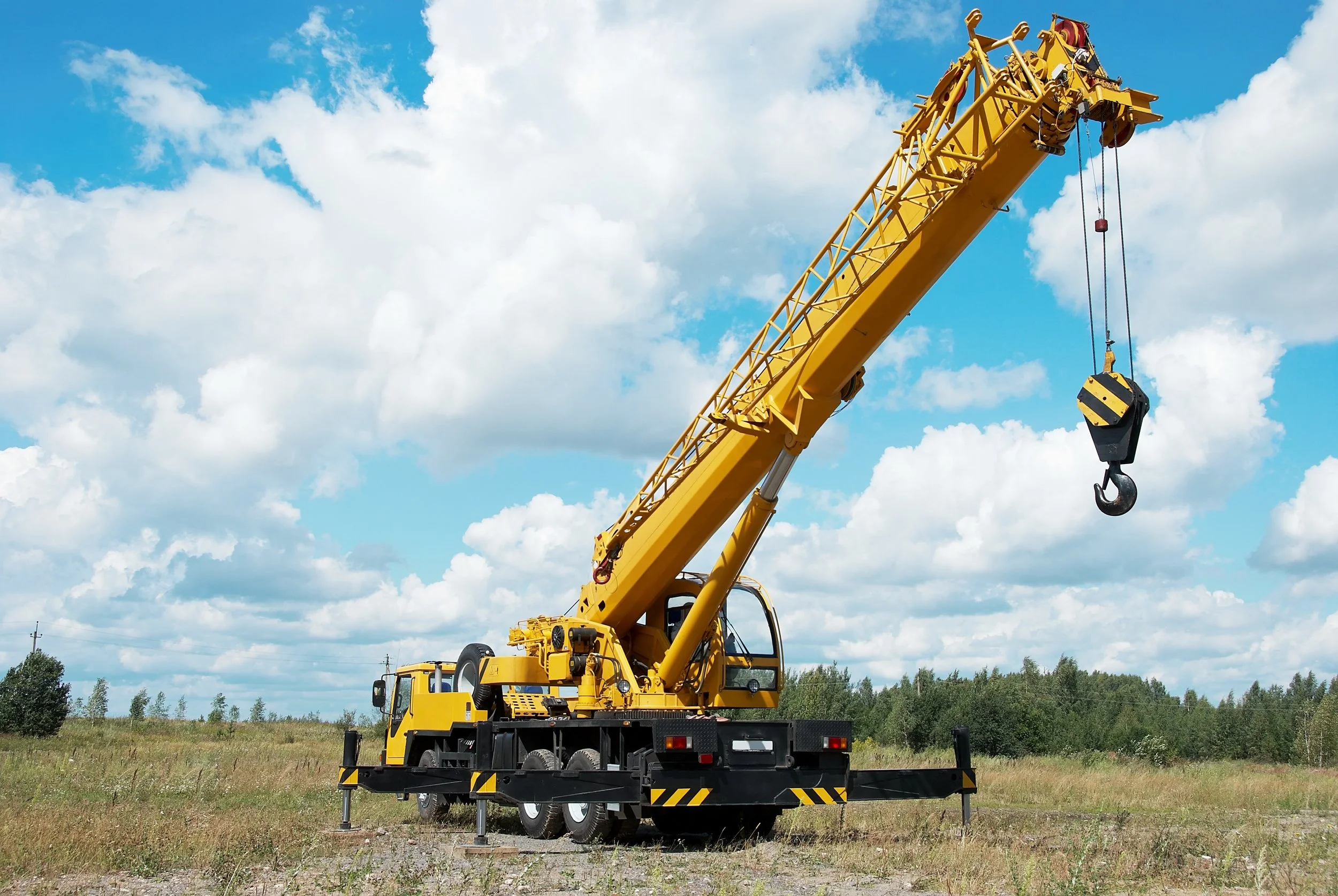 Construction crane