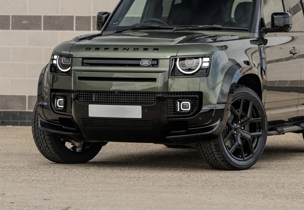 Front bumper corner canards fitted to Defender