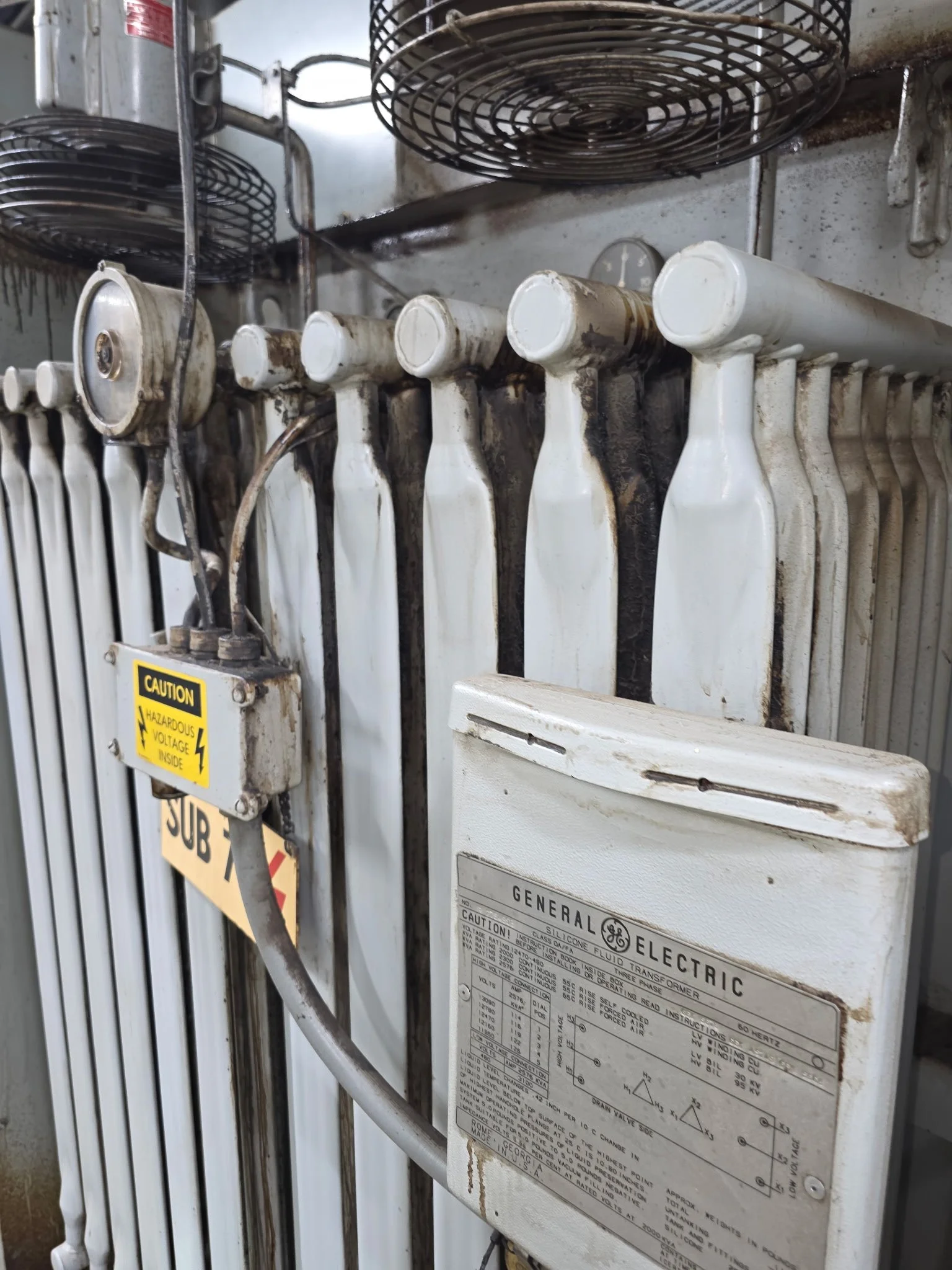 Transformer before dry ice cleaning