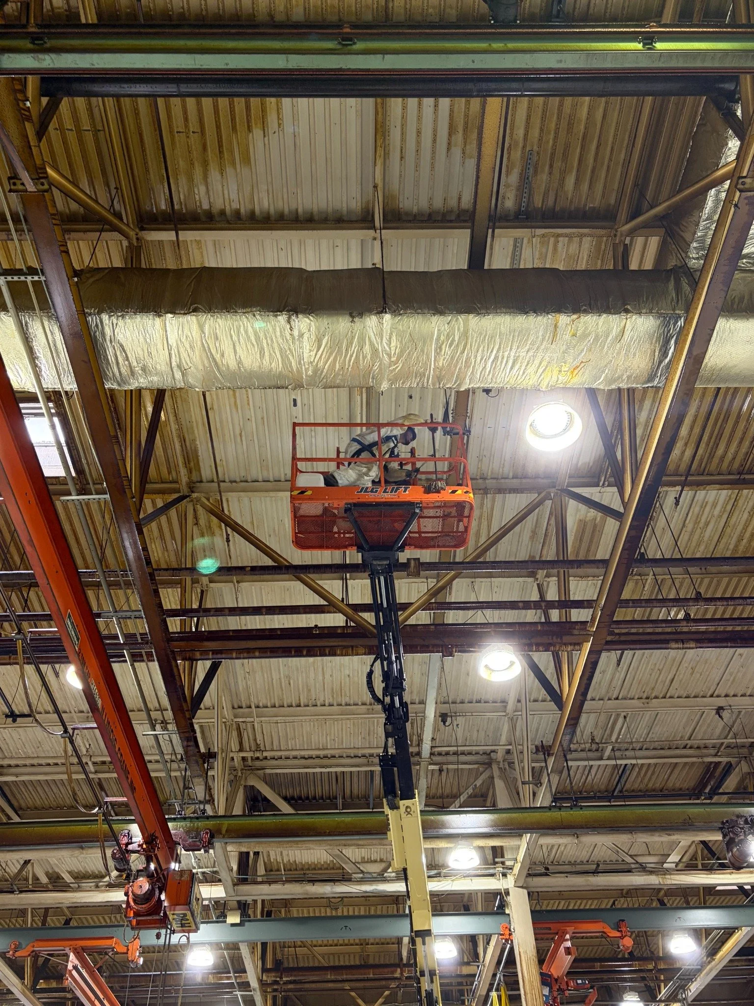 Lift-access overhead industrial cleaning