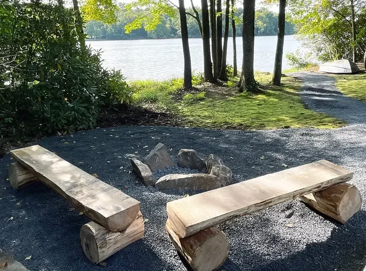 Hemlock Cabin 62 outdoor fire pit by the lake at Mountain Springs Lake Resort