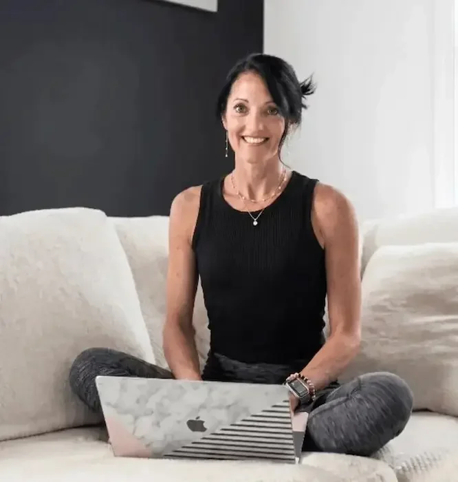Amy Farahay helping yoga studios and wellness business owners build what comes next