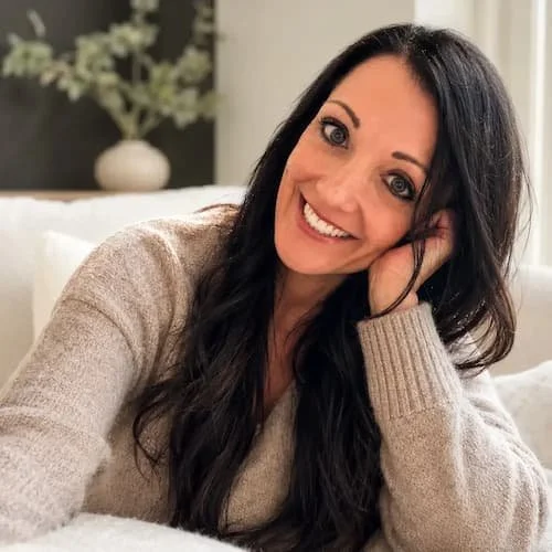 Amy Farahay offering business support