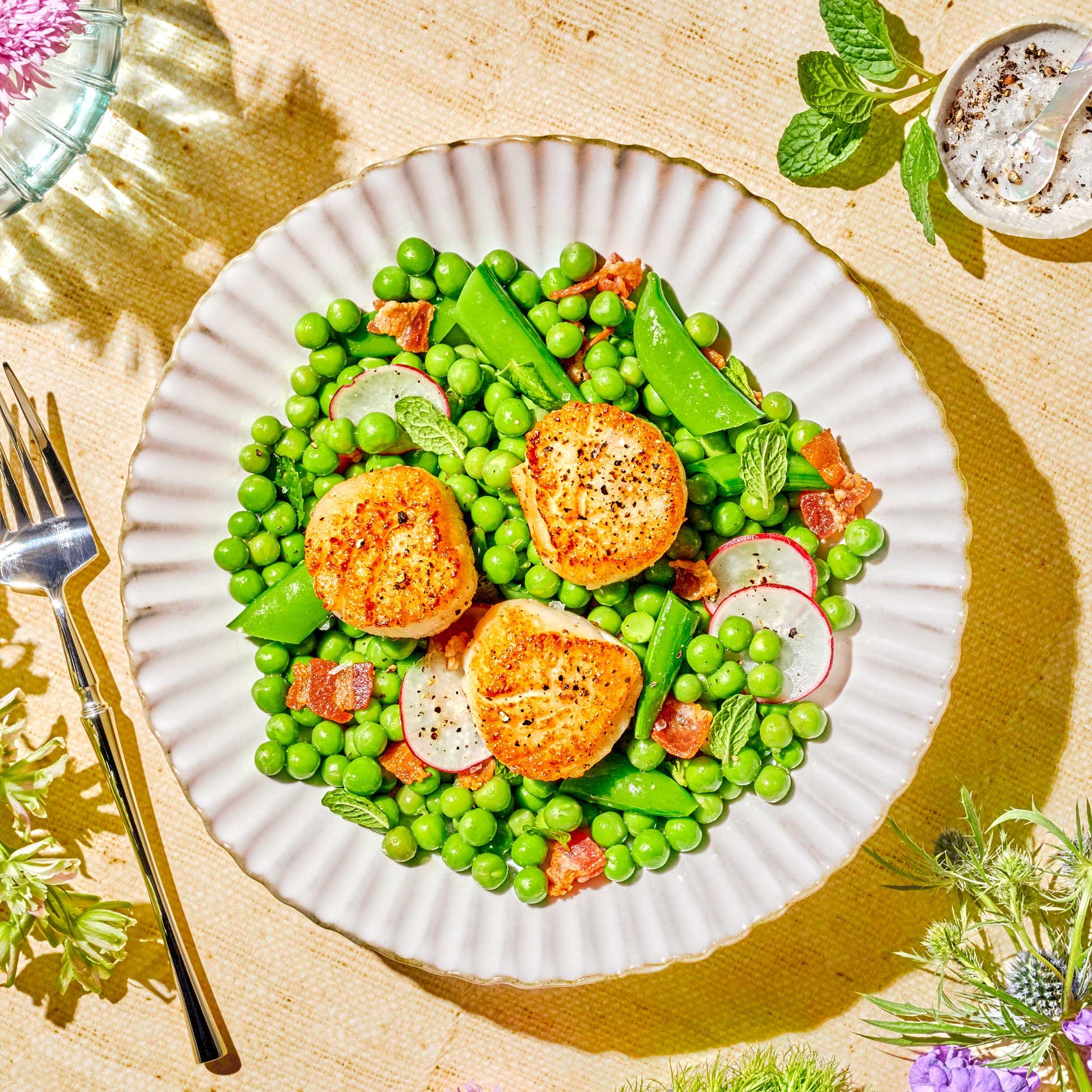 SEARED SCALLOPS & SPRING PEAS