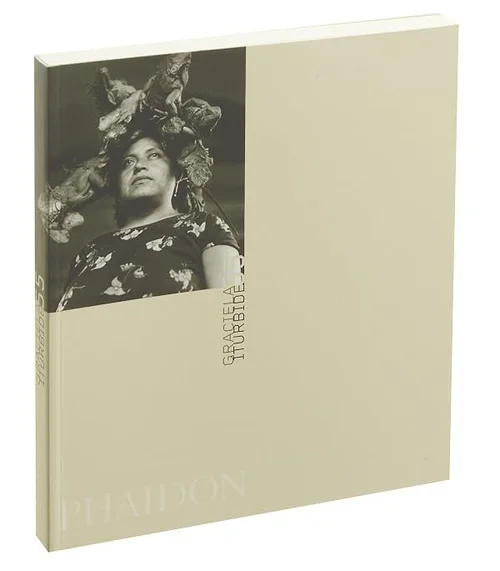 Cover of Graciela Iturbide (Photo Poche 55)