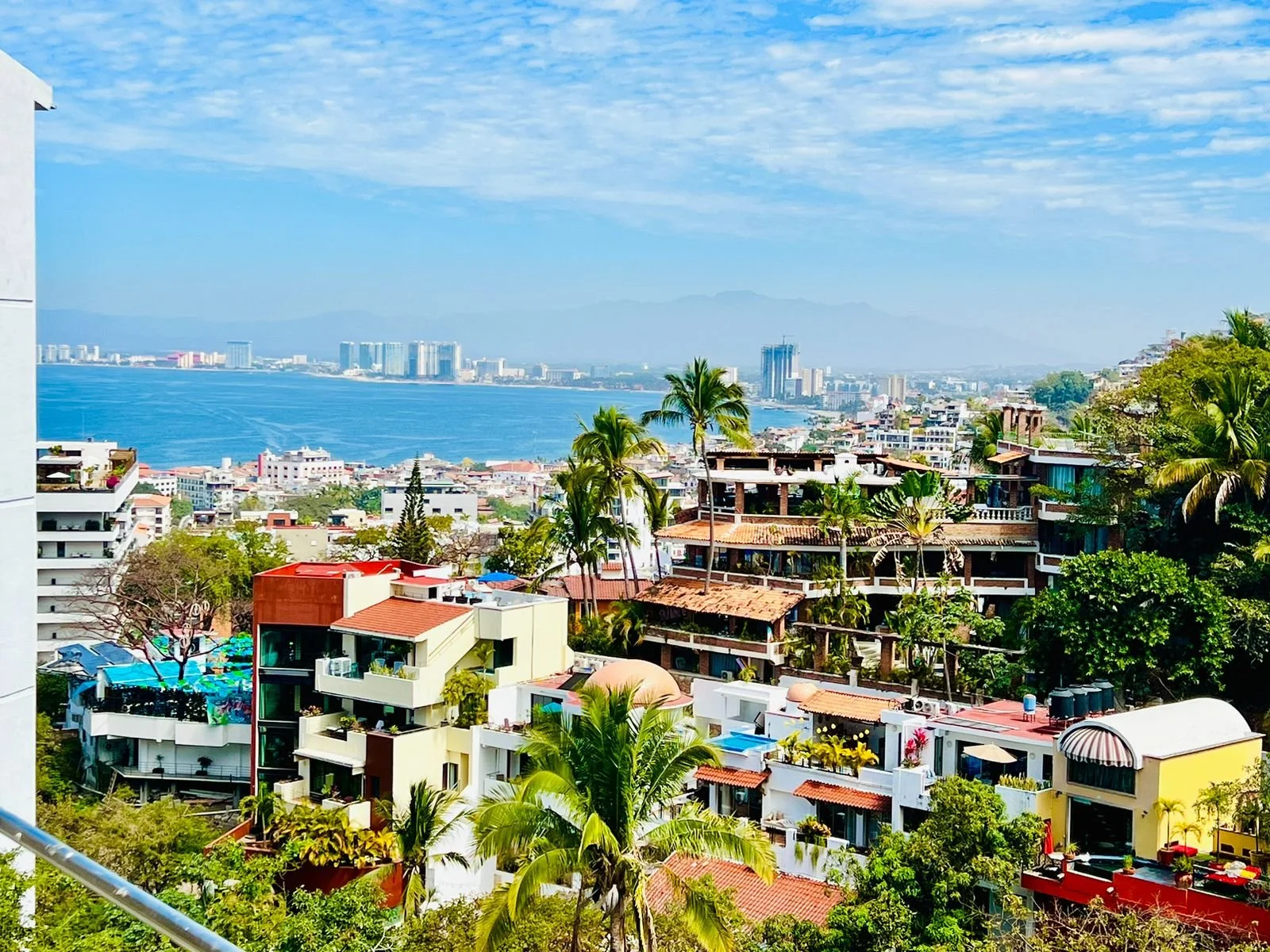 Zona Romántica Puerto Vallarta — Old Town and Los Muertos Beach