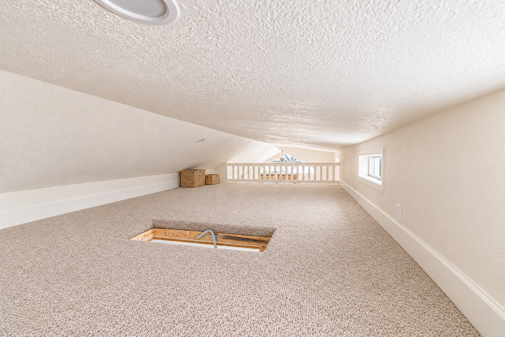 Model 2071 V2 storage loft design concept