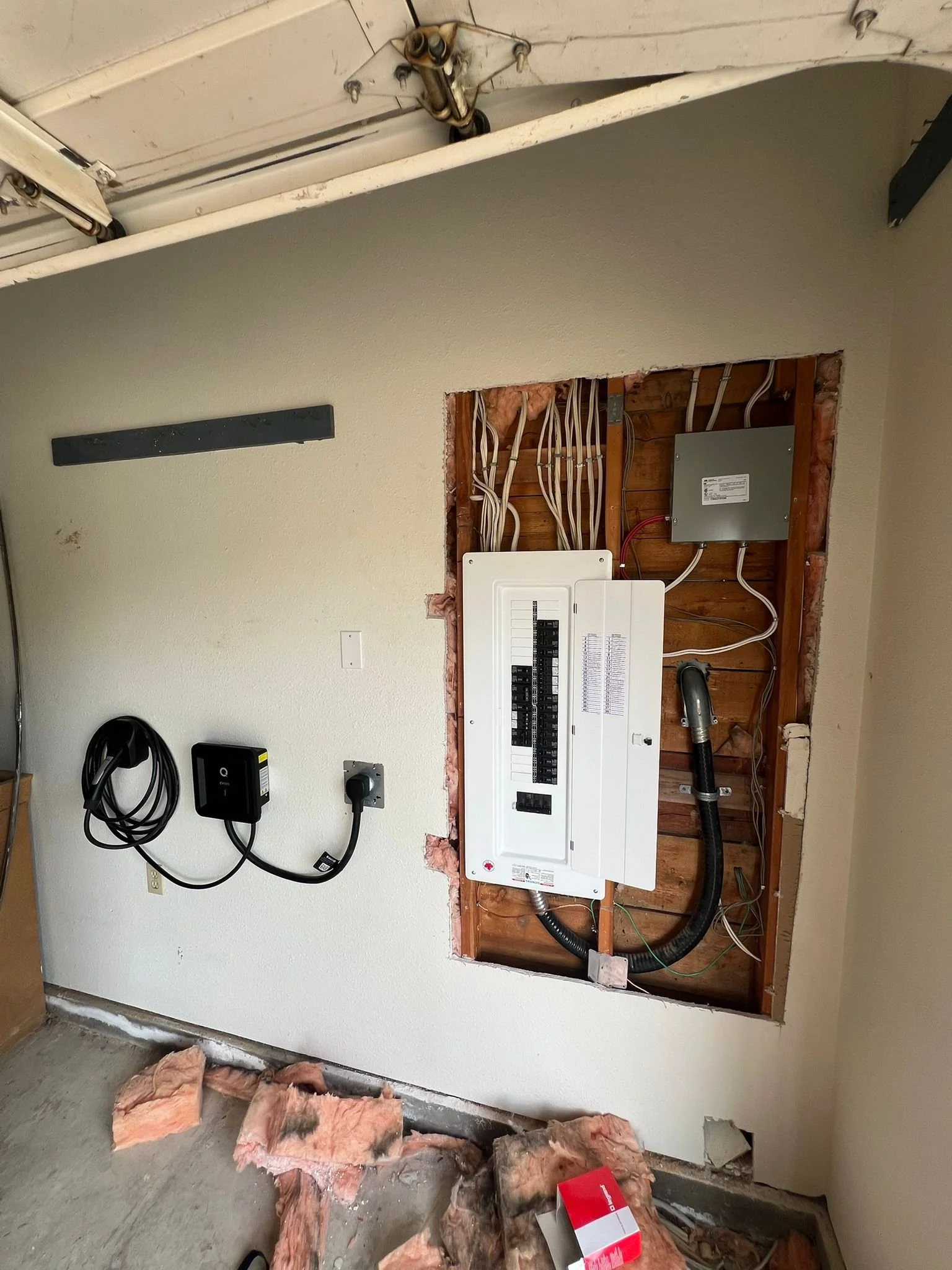 New Siemens electrical panel and EV charger after residential service upgrade