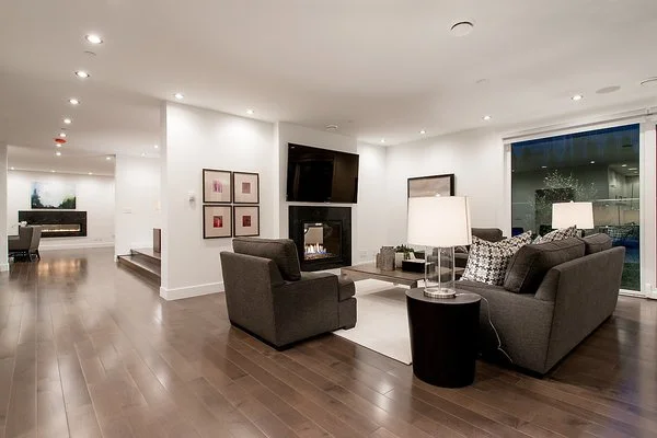 British Properties living room lighting