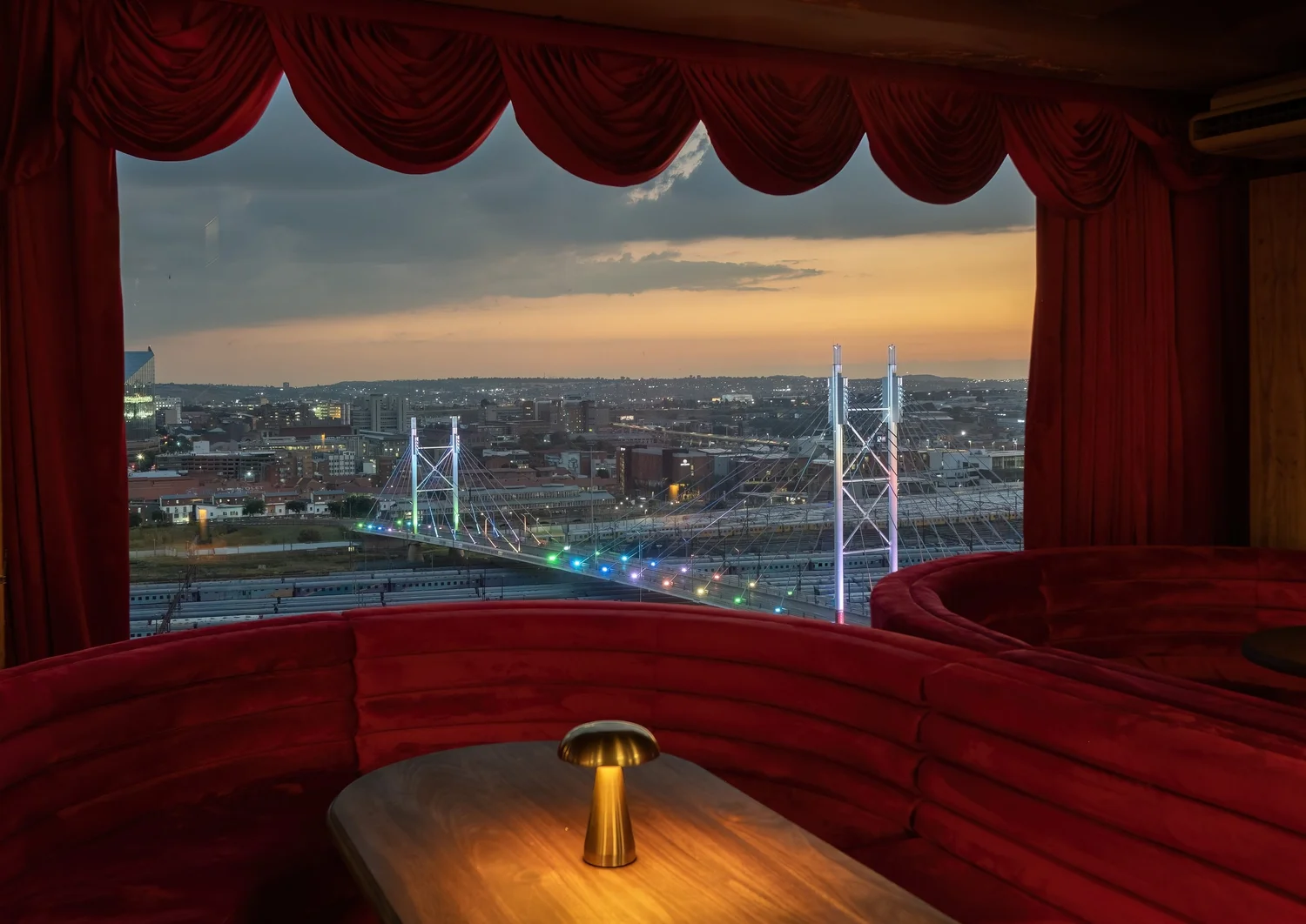 Hugh's Jazz Club