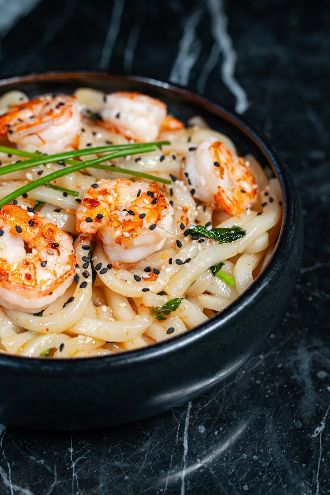 Udon mit Garnelen Dortmund als warme japanische Speise bei OISHINBO