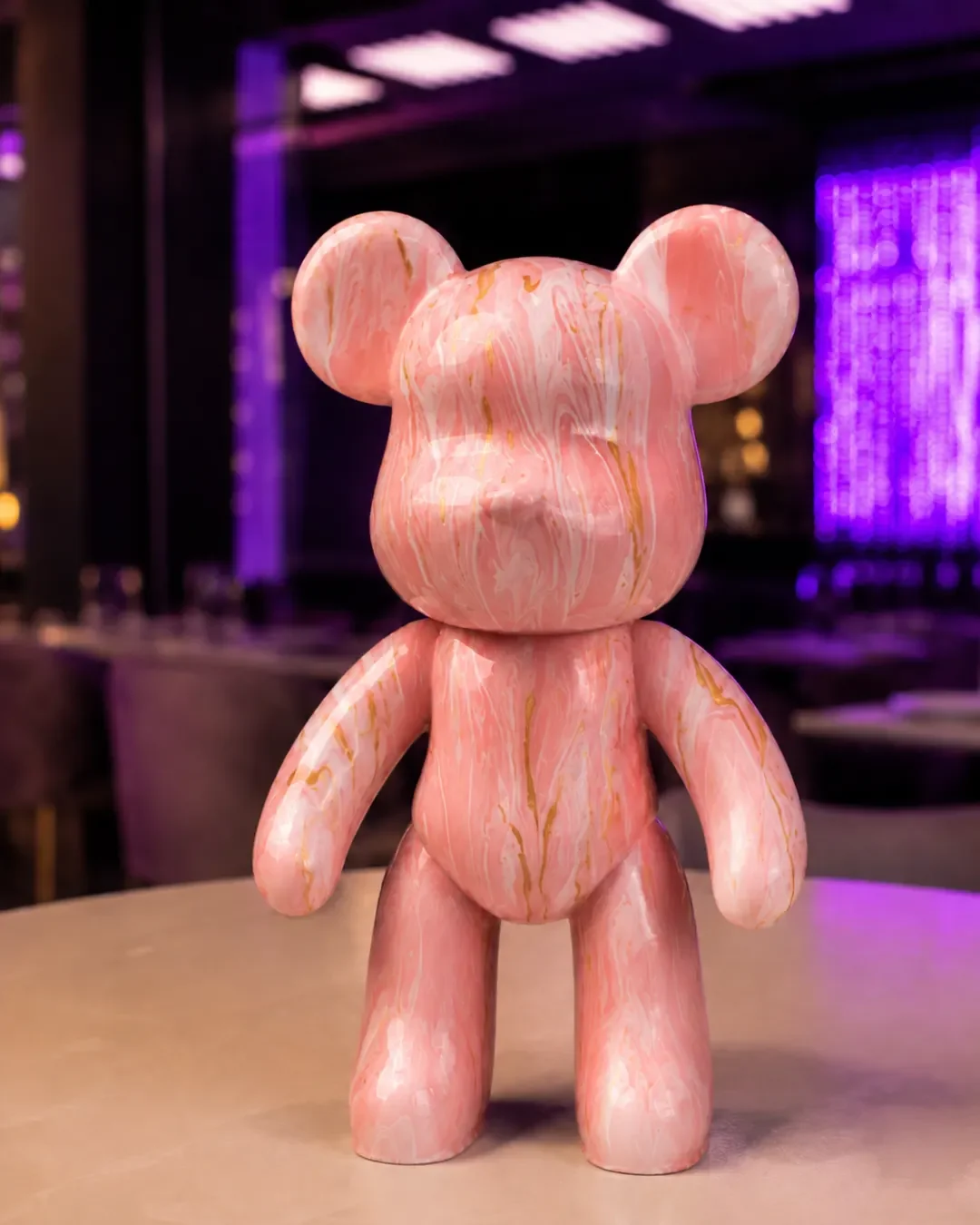 Rosé-goldener Fluid Bear als Farbinspiration für die OISHINBO Art Night