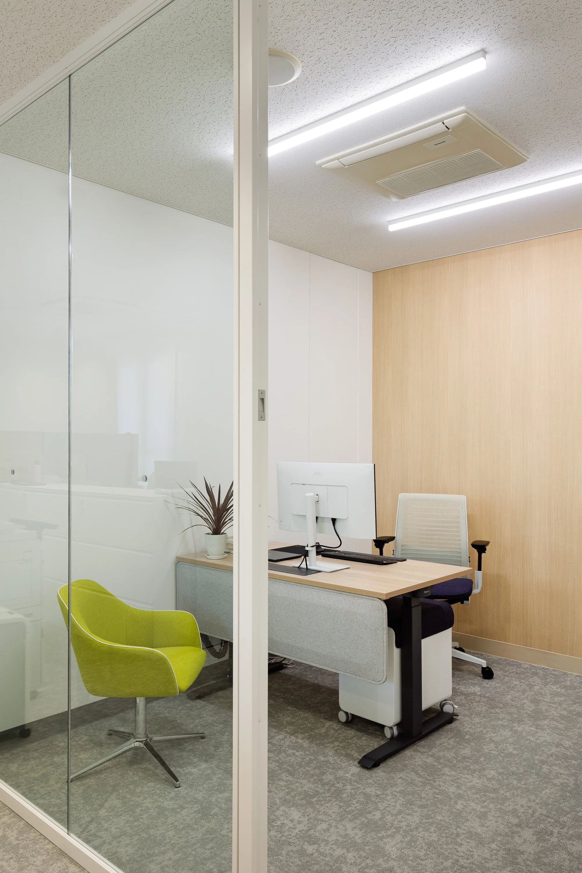 Canadian Academy — gymnasium