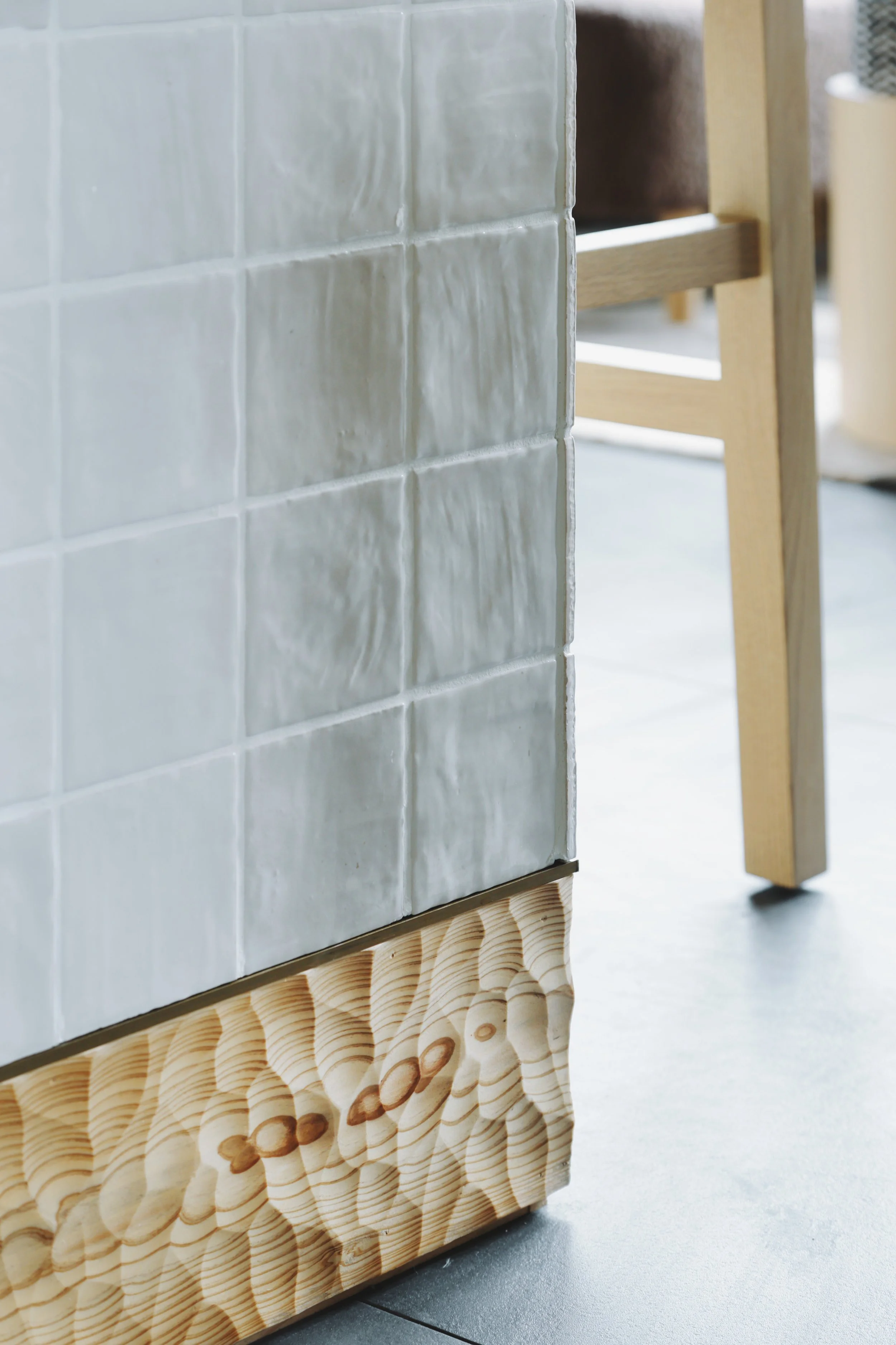 Bar 898 — oak furniture detail