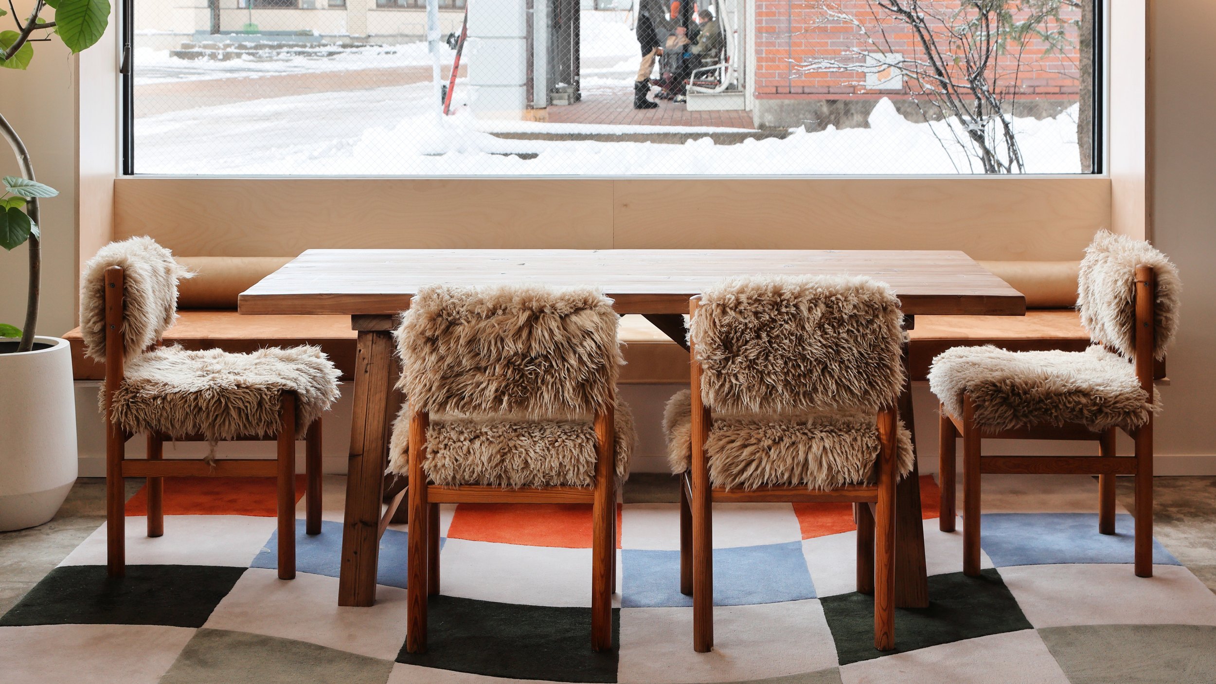 エヴォ・ホテル — 素材の質感