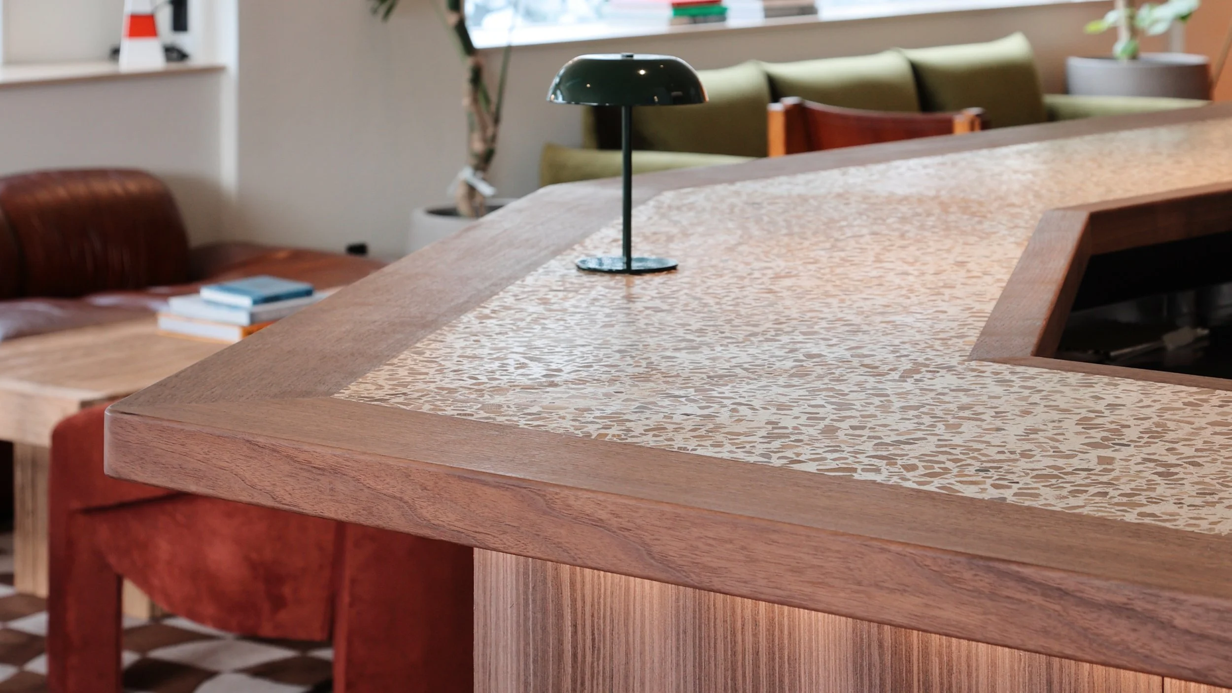 エヴォ・ホテル — バー席