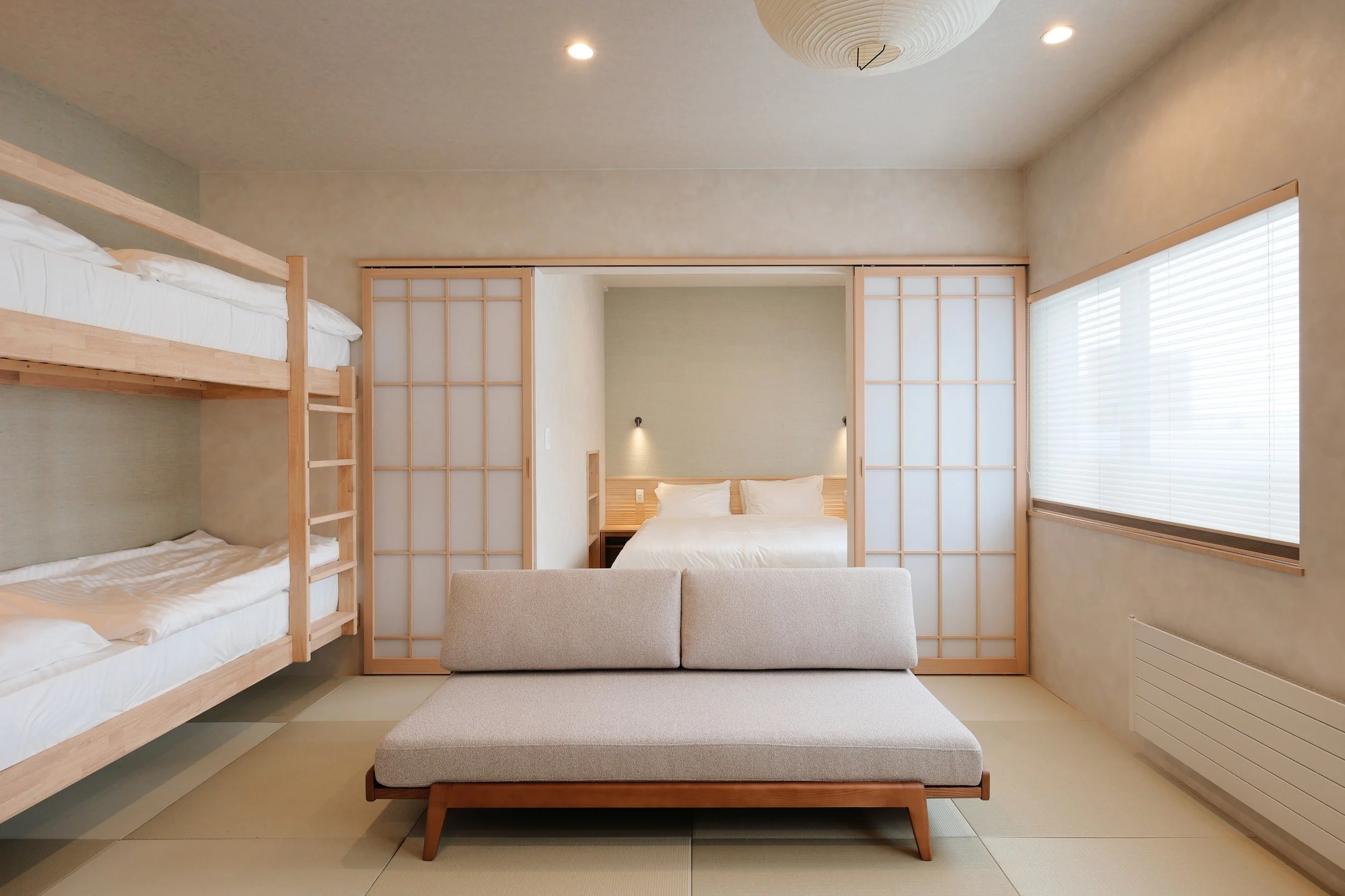 タヌキホテル — 客室からの眺め