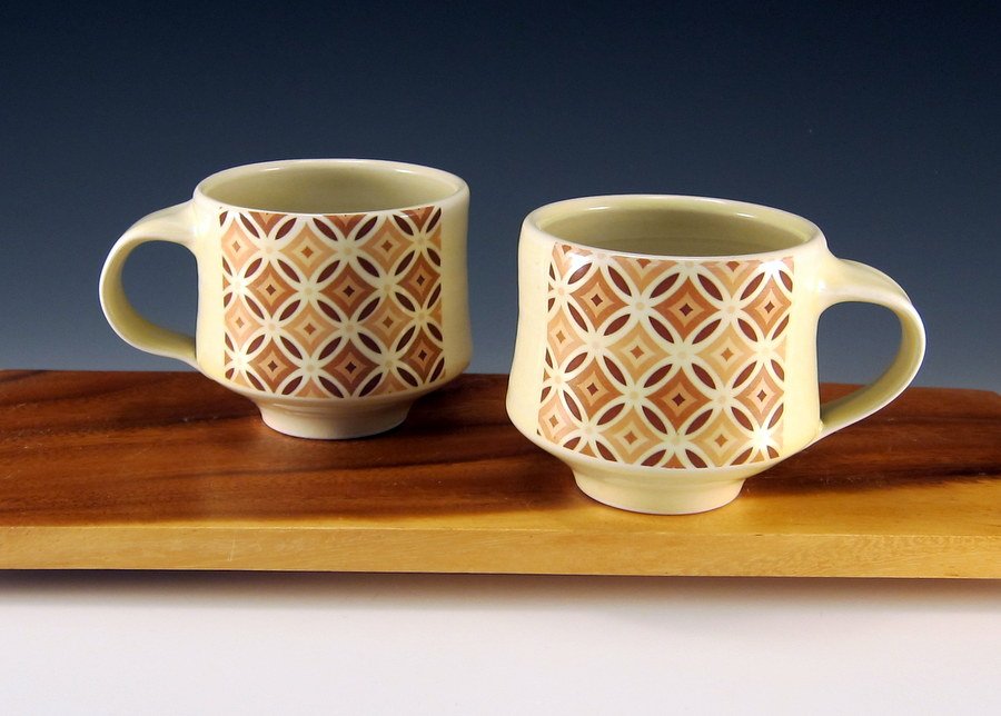 Emily Murphy Porcelain Pottery_mugs_yellow_circles