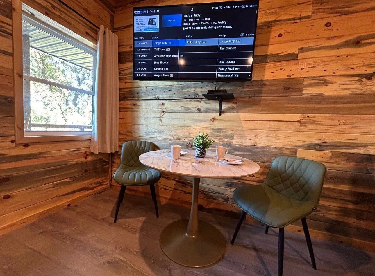 Cedar Post Lodge rustic rental property in Buchanan Tennessee