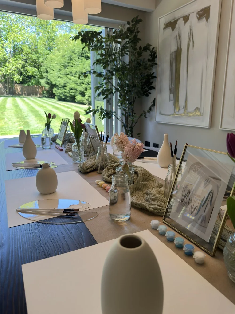 A table set up for vase painting