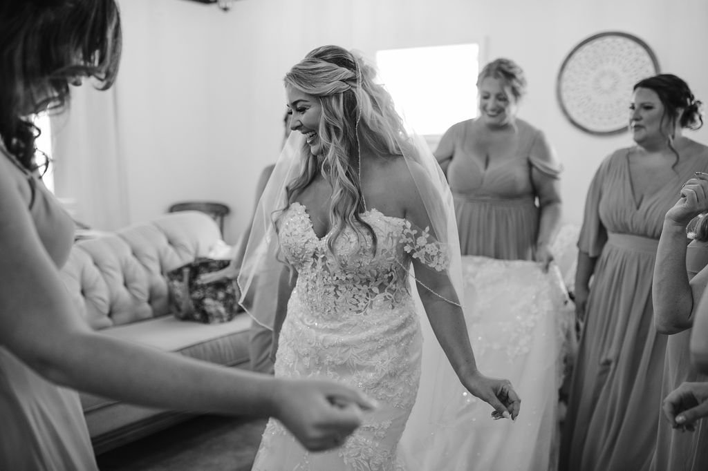 Getting-ready wedding photography in the private bridal suite