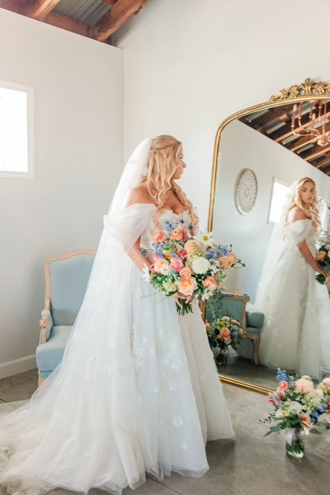 Getting-ready wedding photography in the private bridal suite