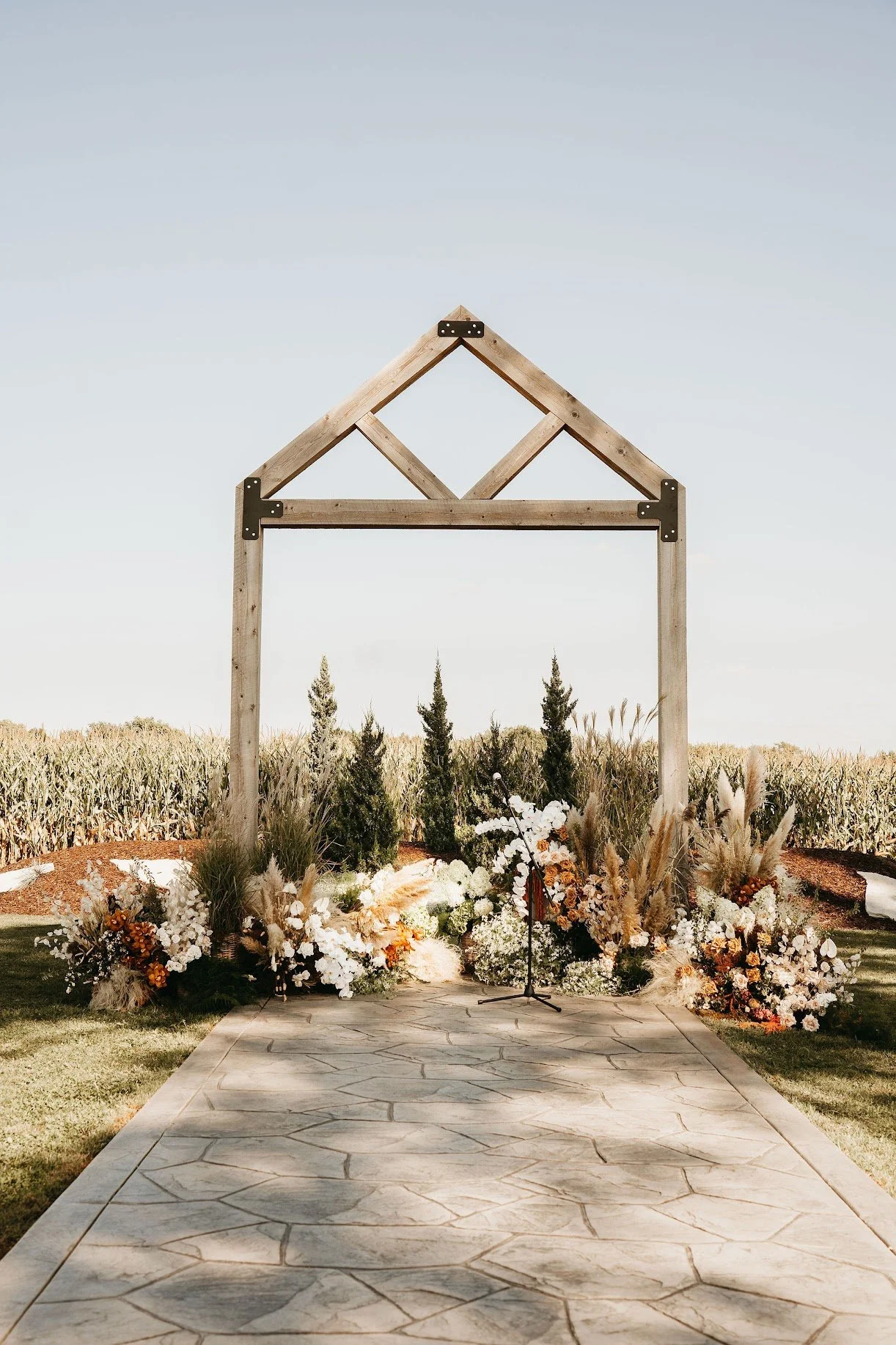 Outdoor wedding celebration at Sable Creek Homestead near Plainfield