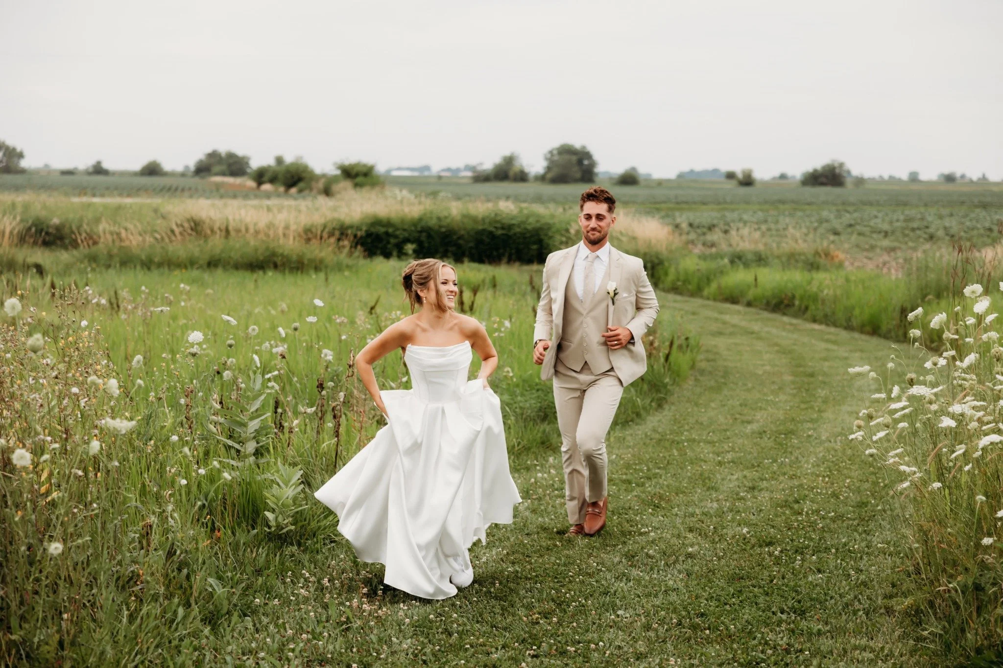 Wedding couple in the natural landscape at Sable Creek Homestead near Naperville, Illinois
