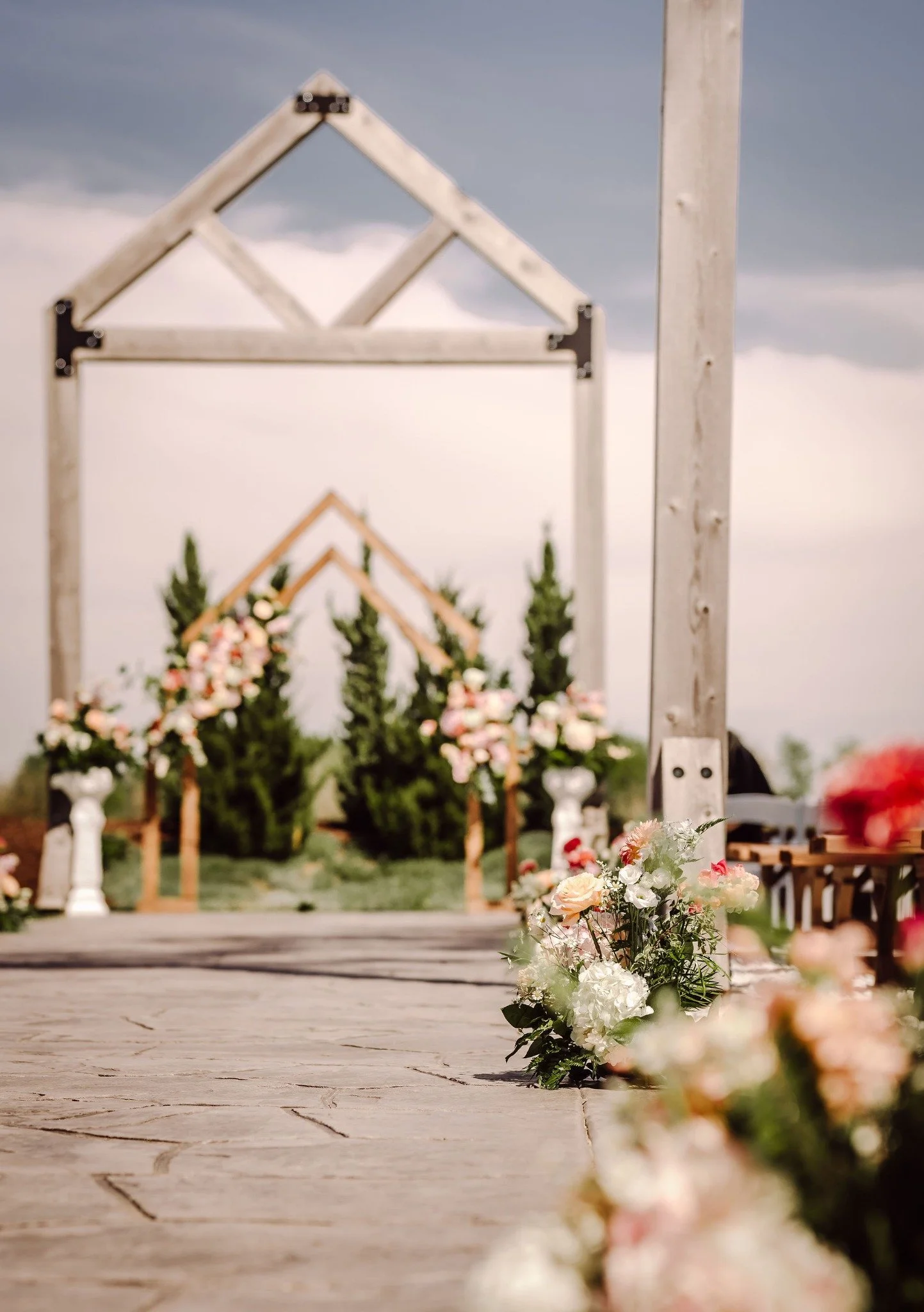 Grand bridal entrance and open-air wedding ceremony at Sable Creek Homestead