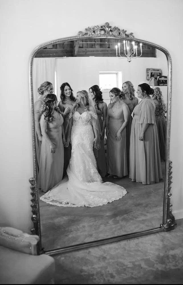 Getting-ready wedding photography in the private bridal suite