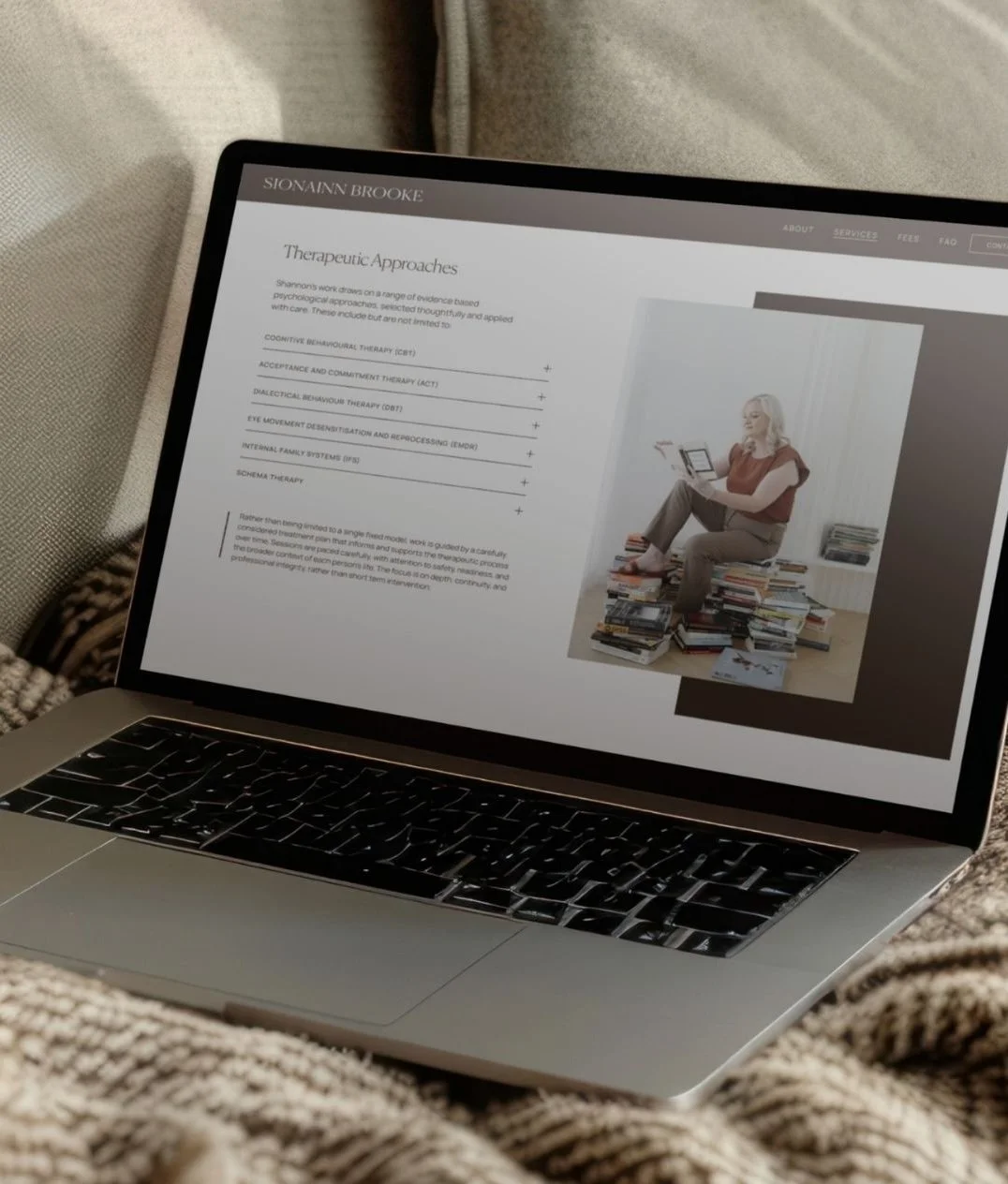 Sionainn Brooke Psychology brand and Squarespace website design