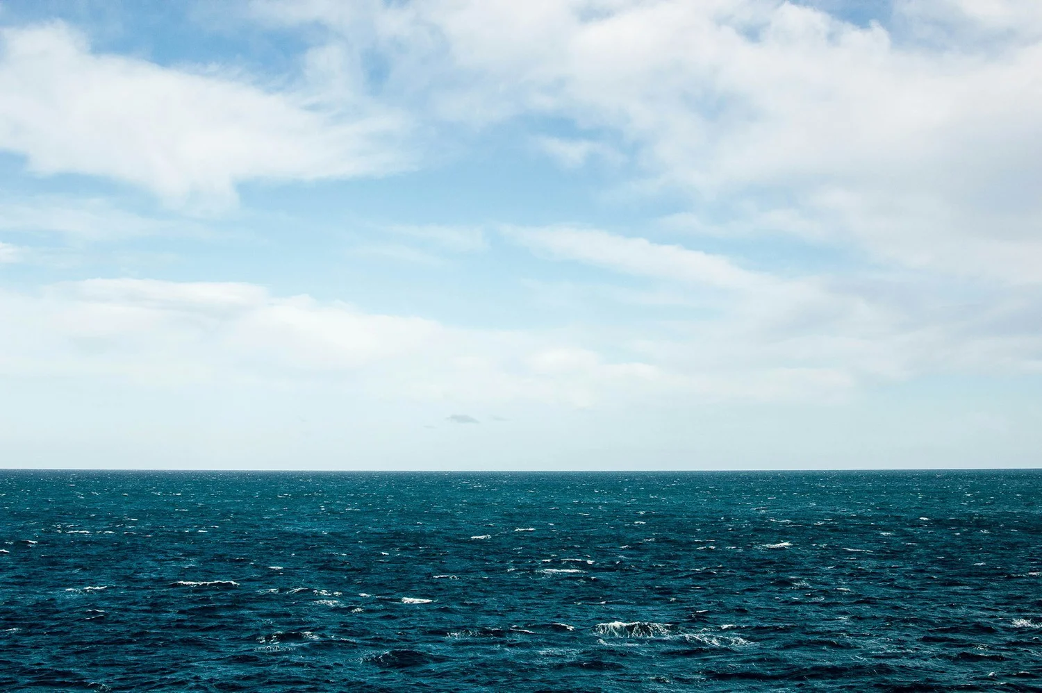 solo traveler ocean view
