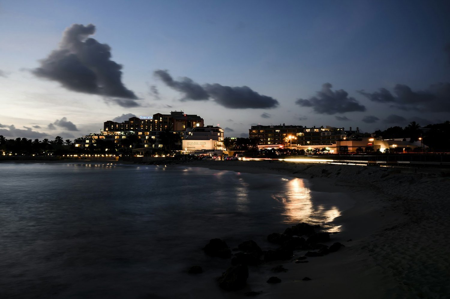 St Maarten beach