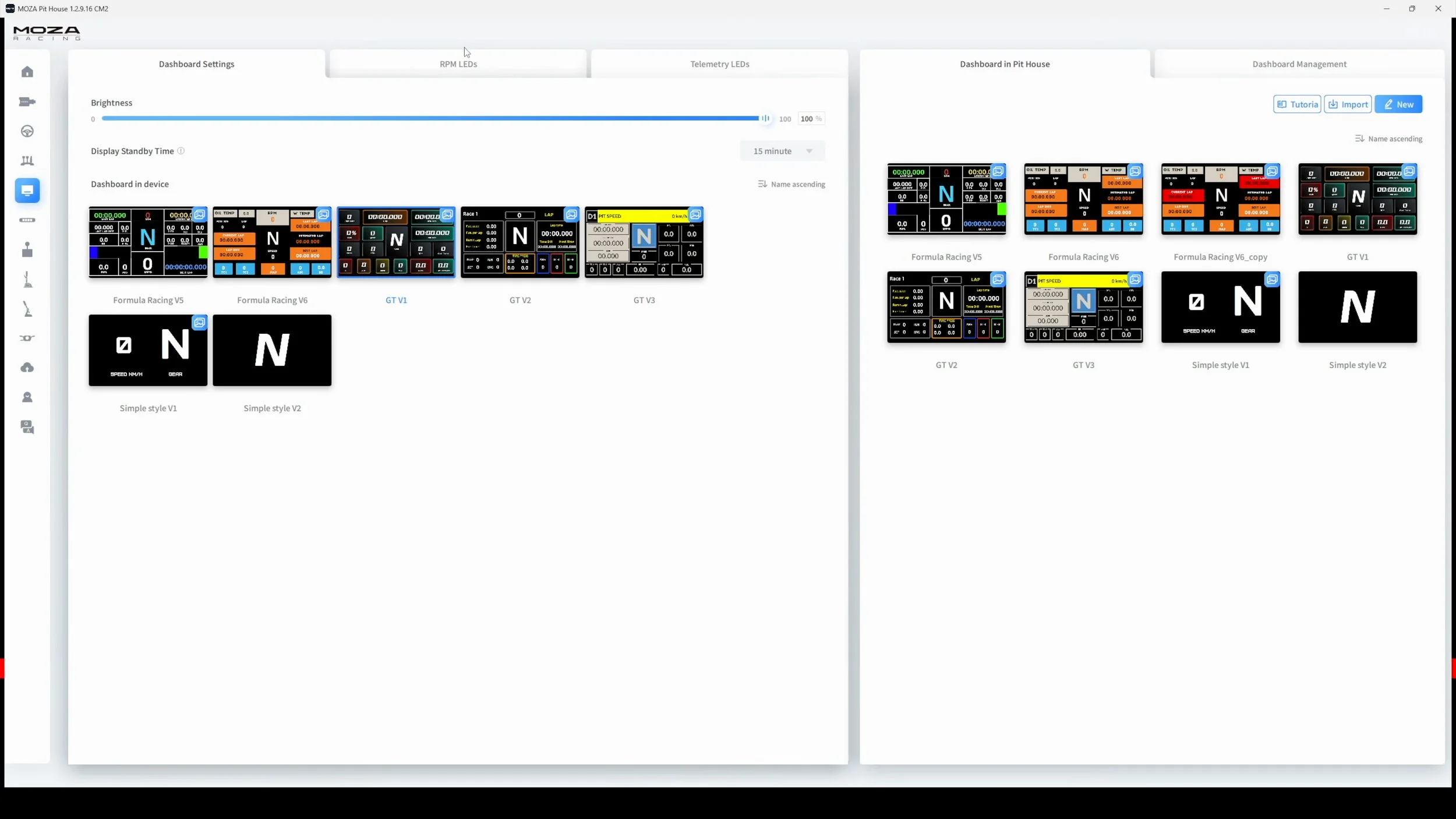 Selecting dashboard layouts in the software.
