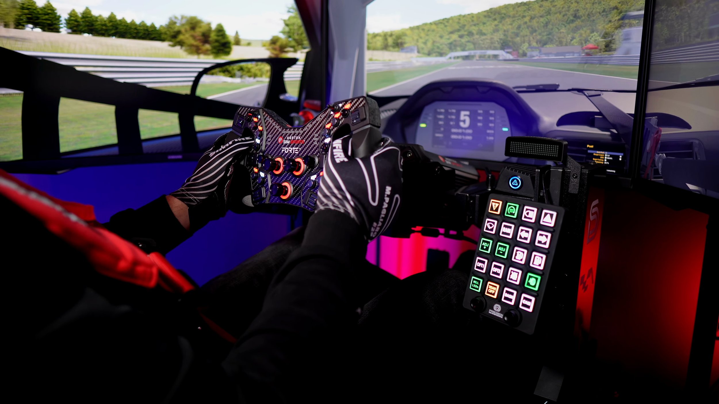 Driving with the Forte wheel on my rig.