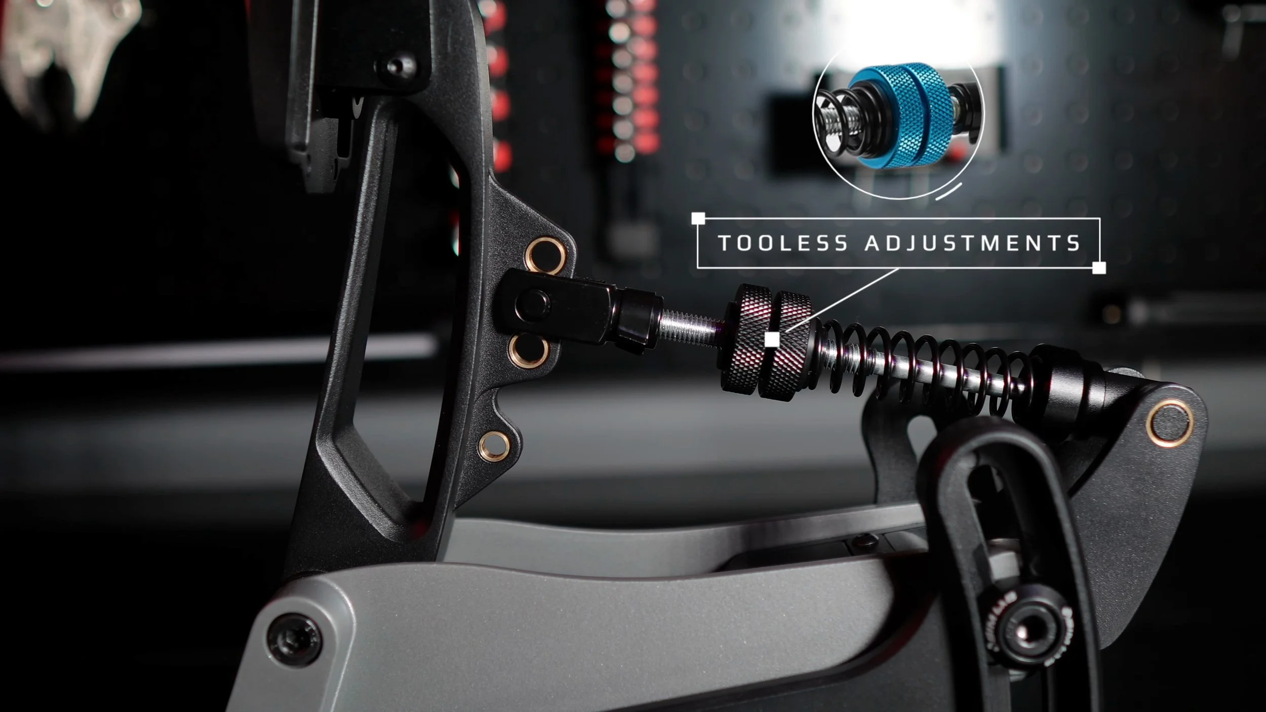 The spring mechanism and tool-free adjustment.