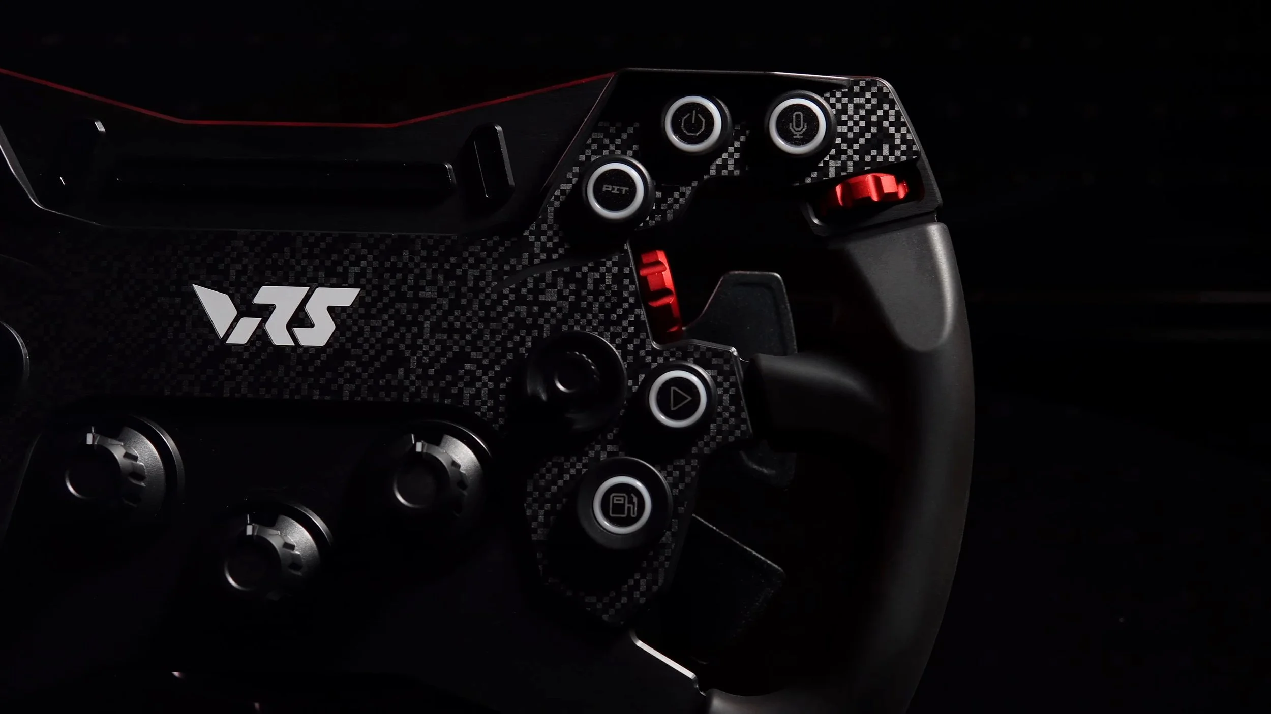 The wheel grip and front controls.