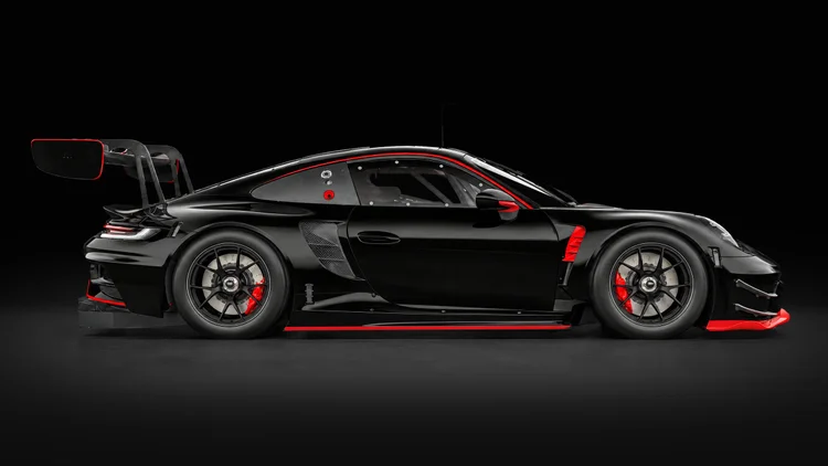 Afterburn in midnight · Black & Red
