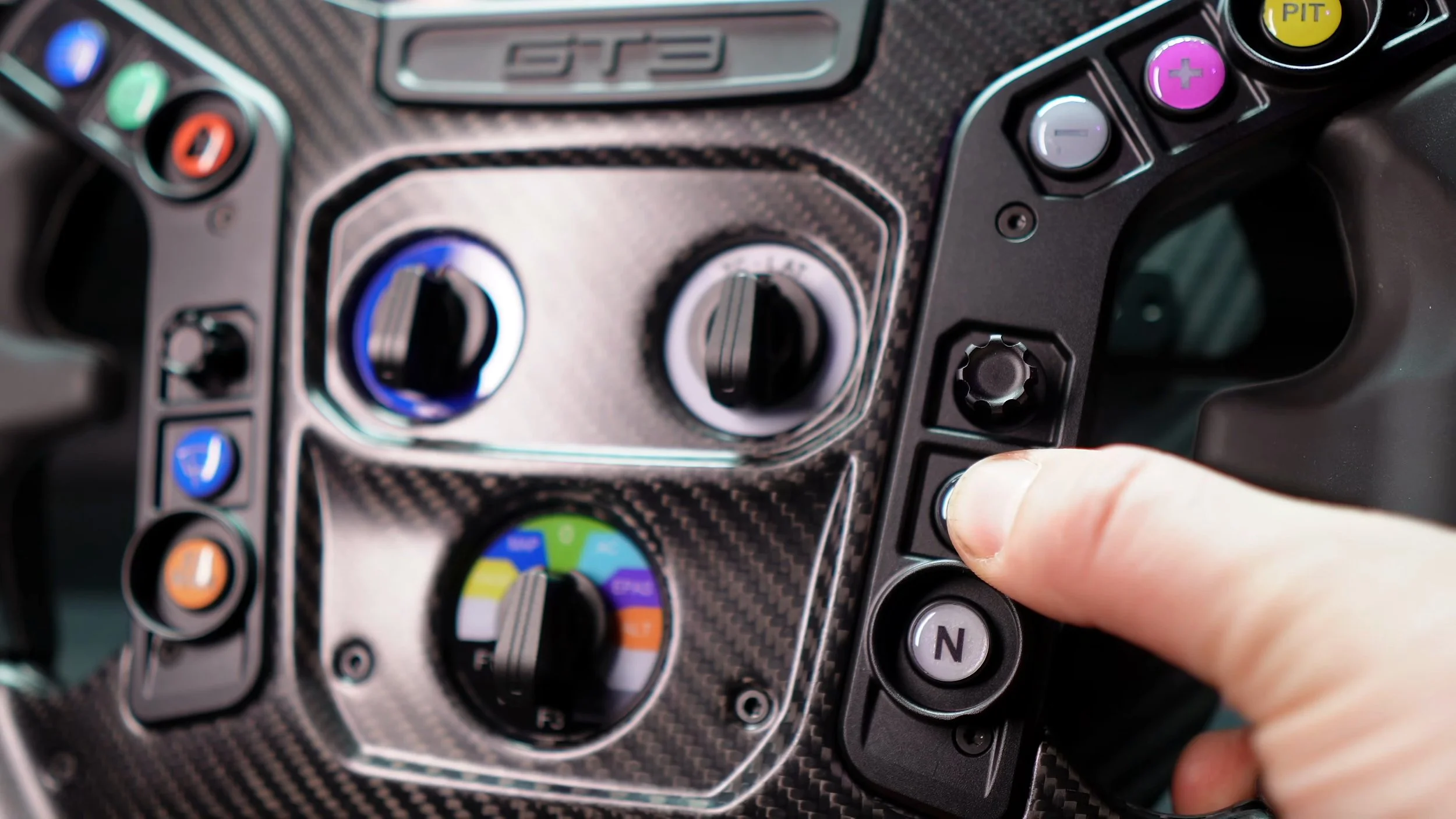 The front buttons and rotary controls.