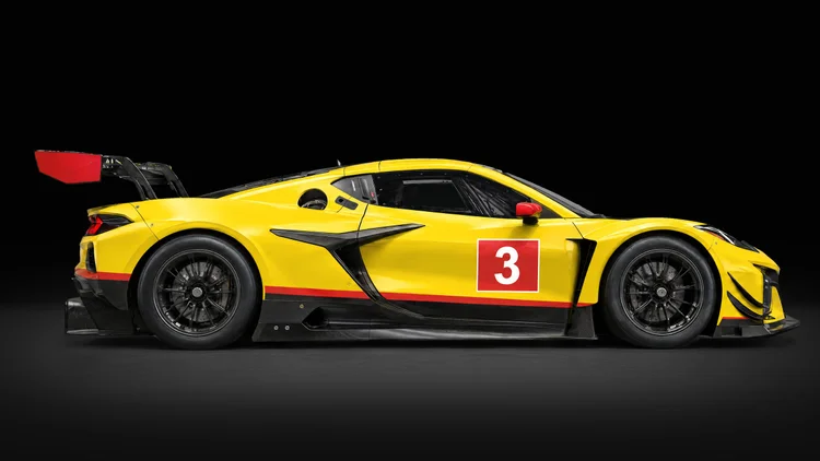 Voltage in midnight · Racing Yellow, Black & Red