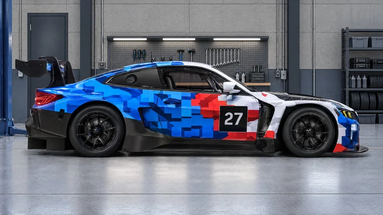 Parallax wallpaper in Tuner Garage