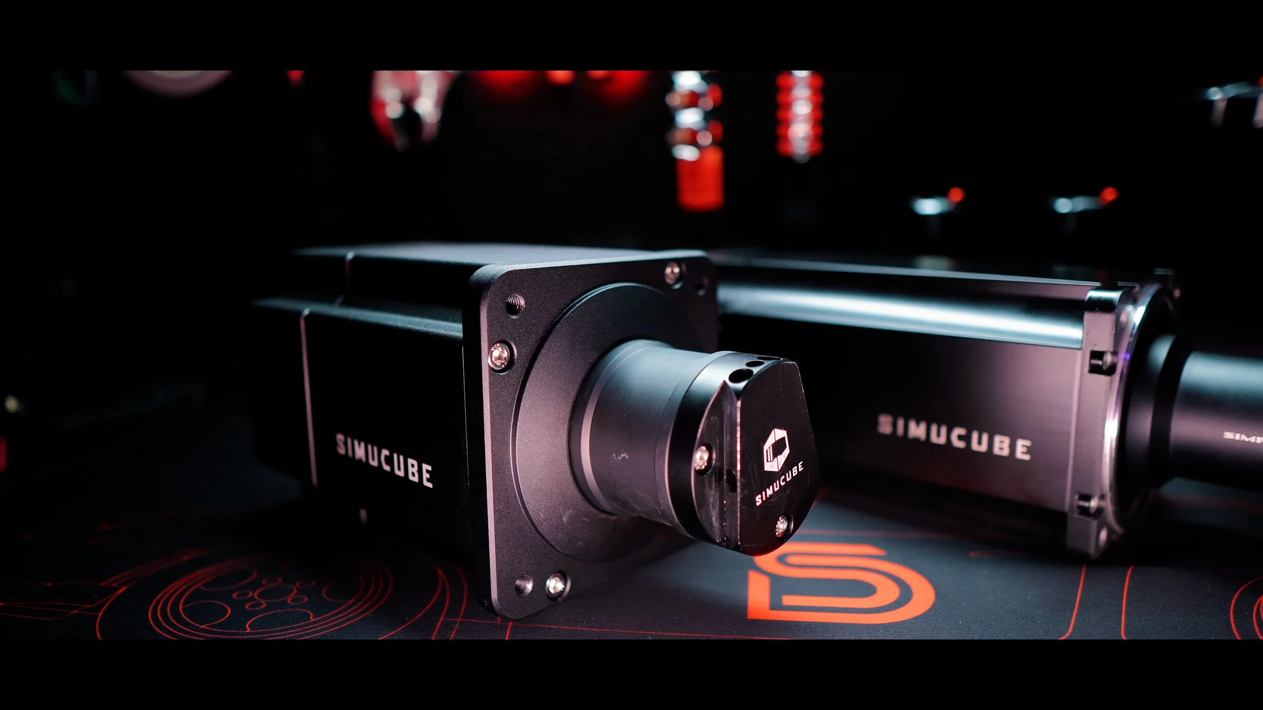The front mounting face and quick release.