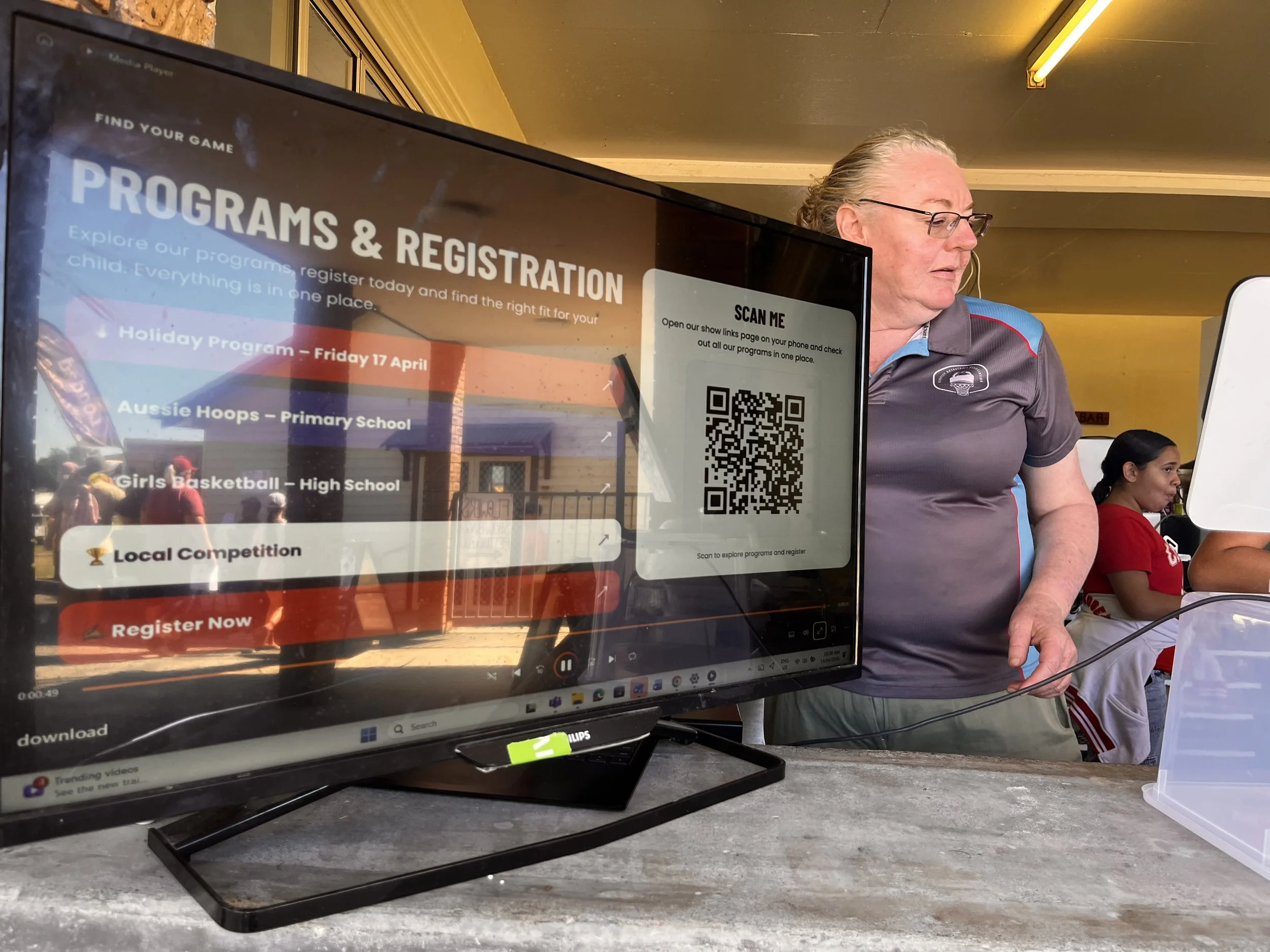 Kempsey Basketball grill and canteen team