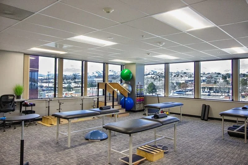 Physical Therapy gym at Mountain View Pain Center Lakewood
