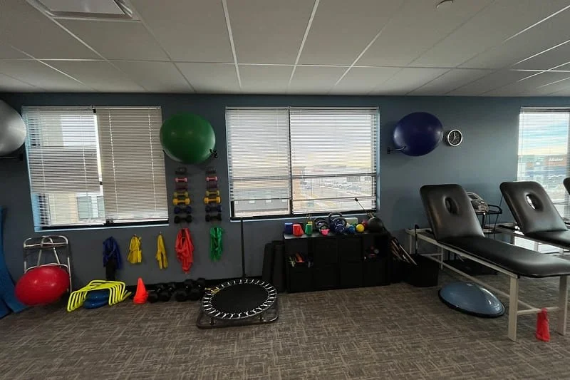 Physical Therapy gym at Mountain View Pain Center Central Park, Denver